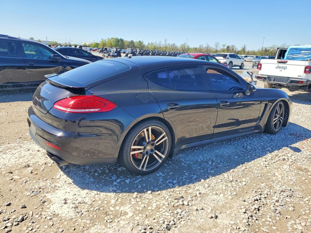 2014 PORSCHE Panamera