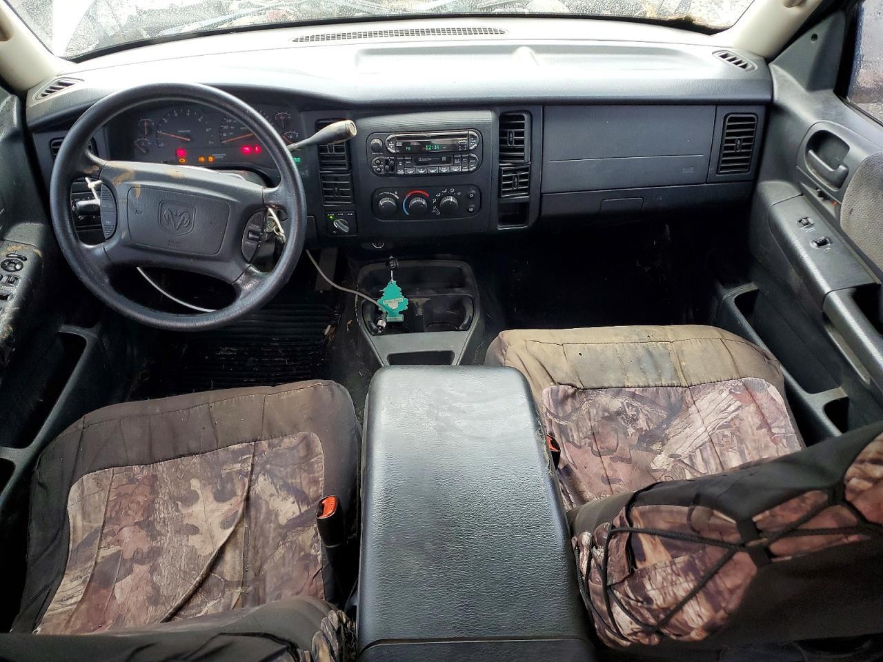 2004 DODGE Dakota