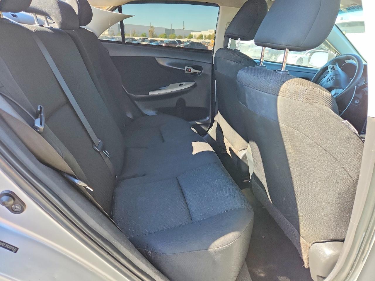 2011 TOYOTA COROLLA