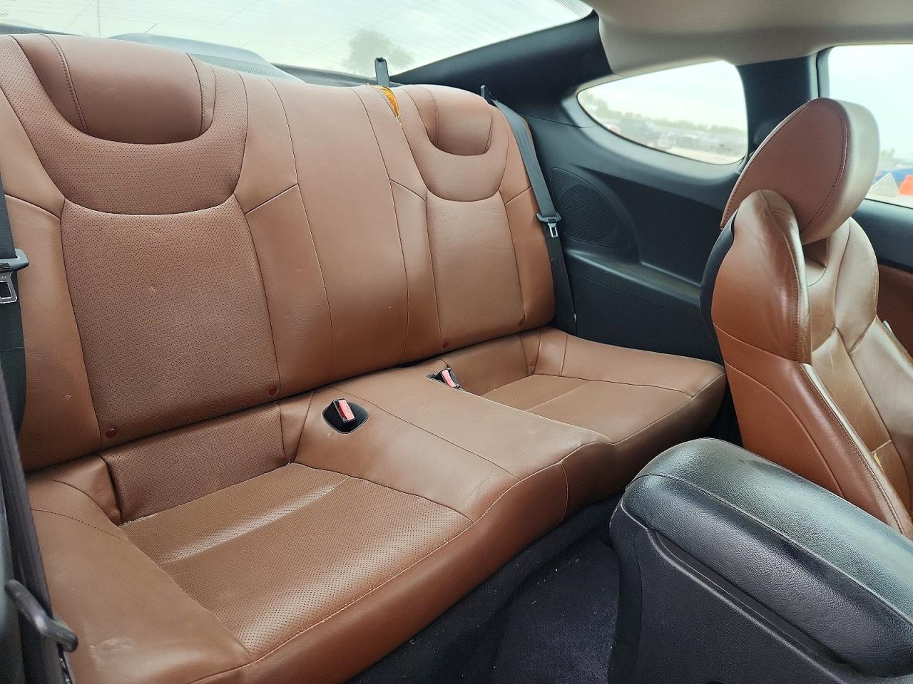 2010 HYUNDAI GENESIS