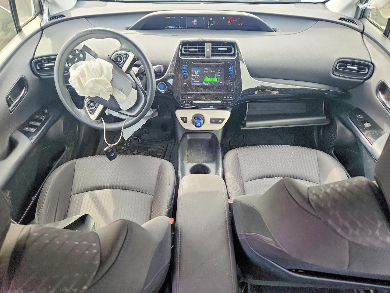 2016 TOYOTA PRIUS