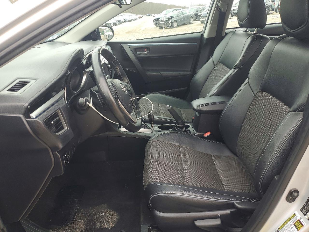 2016 TOYOTA COROLLA