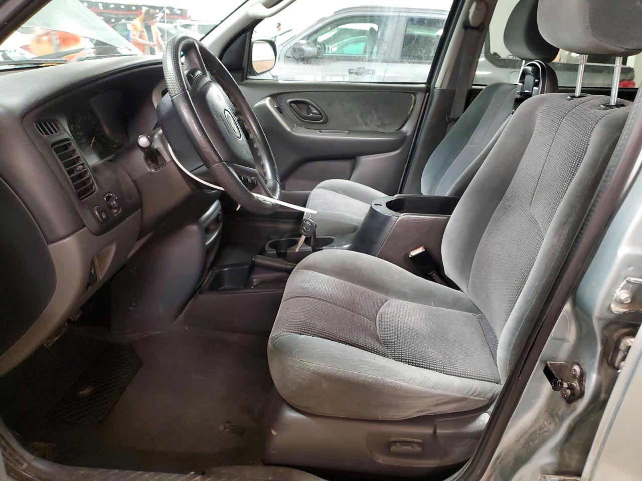 2003 MAZDA Tribute