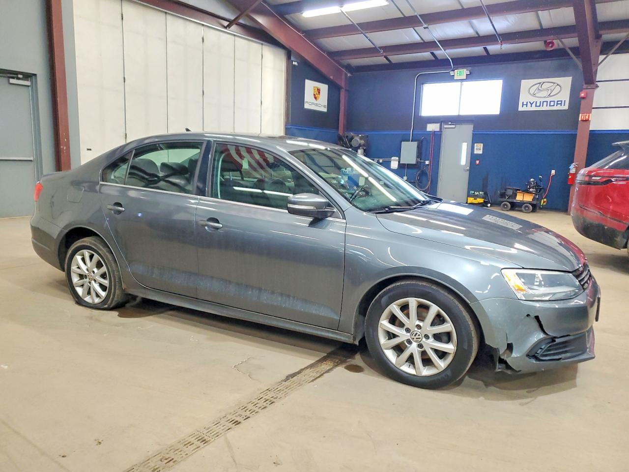 2013 VOLKSWAGEN JETTA