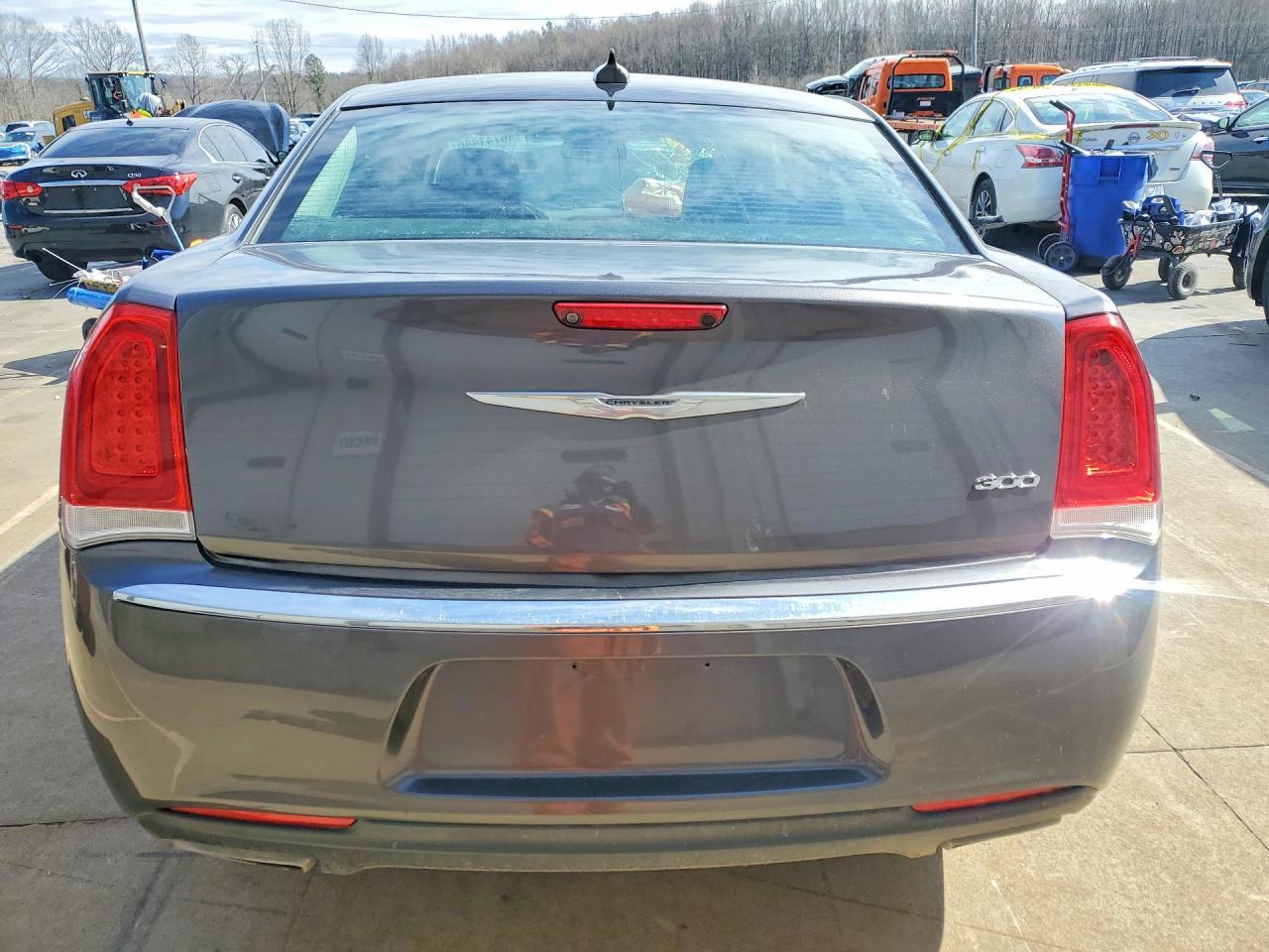 2015 CHRYSLER 300
