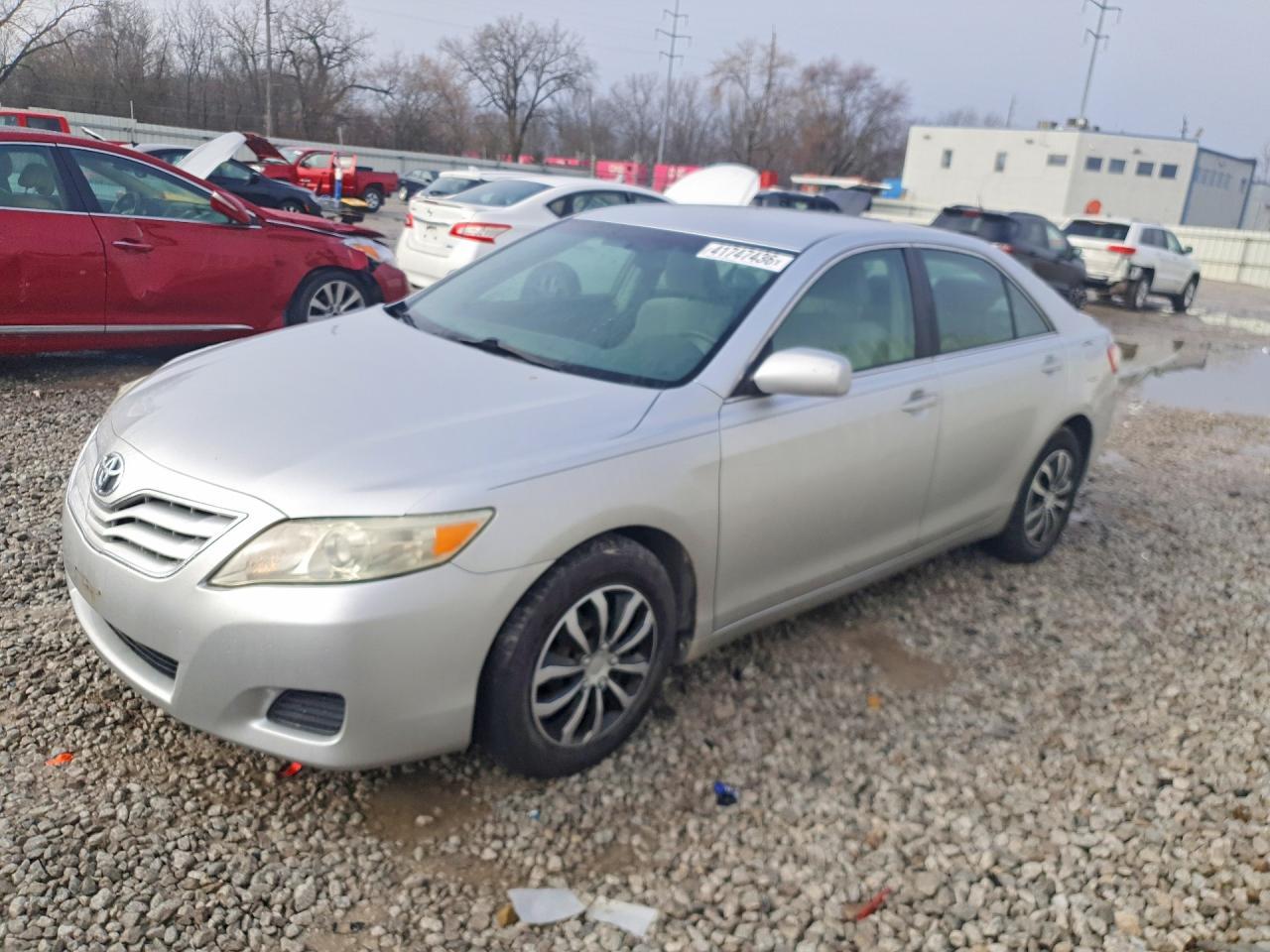 2011 TOYOTA CAMRY