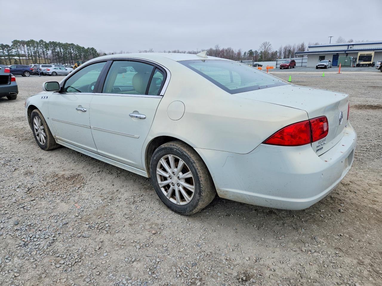 2010 BUICK Lucerne