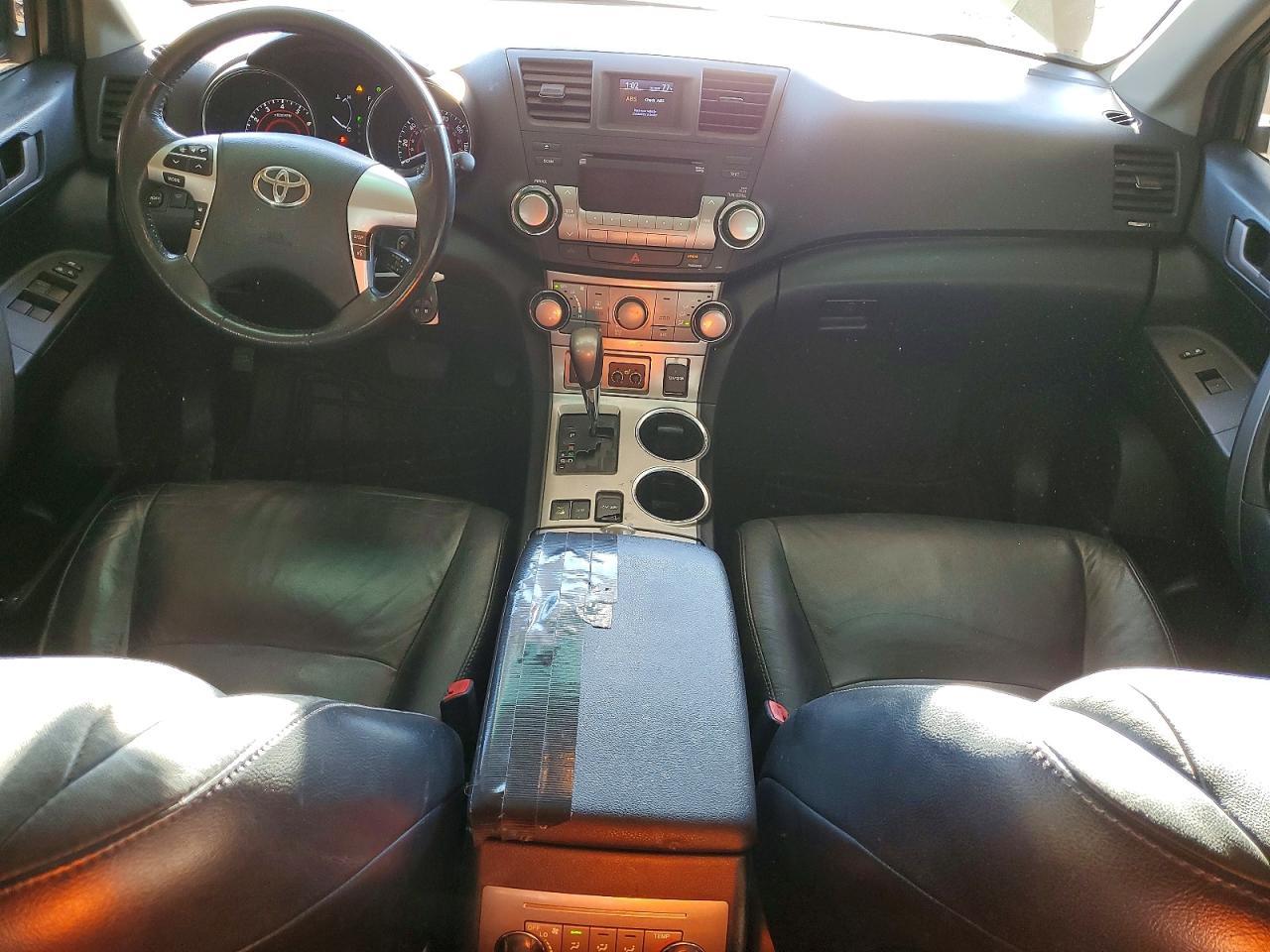 2012 TOYOTA HIGHLANDER