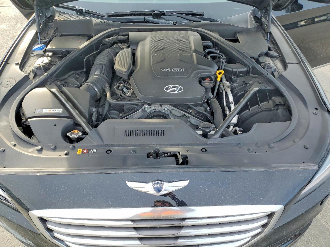 2015 HYUNDAI GENESIS