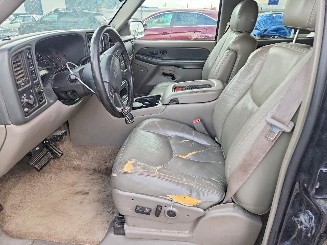 2003 CHEVROLET Tahoe