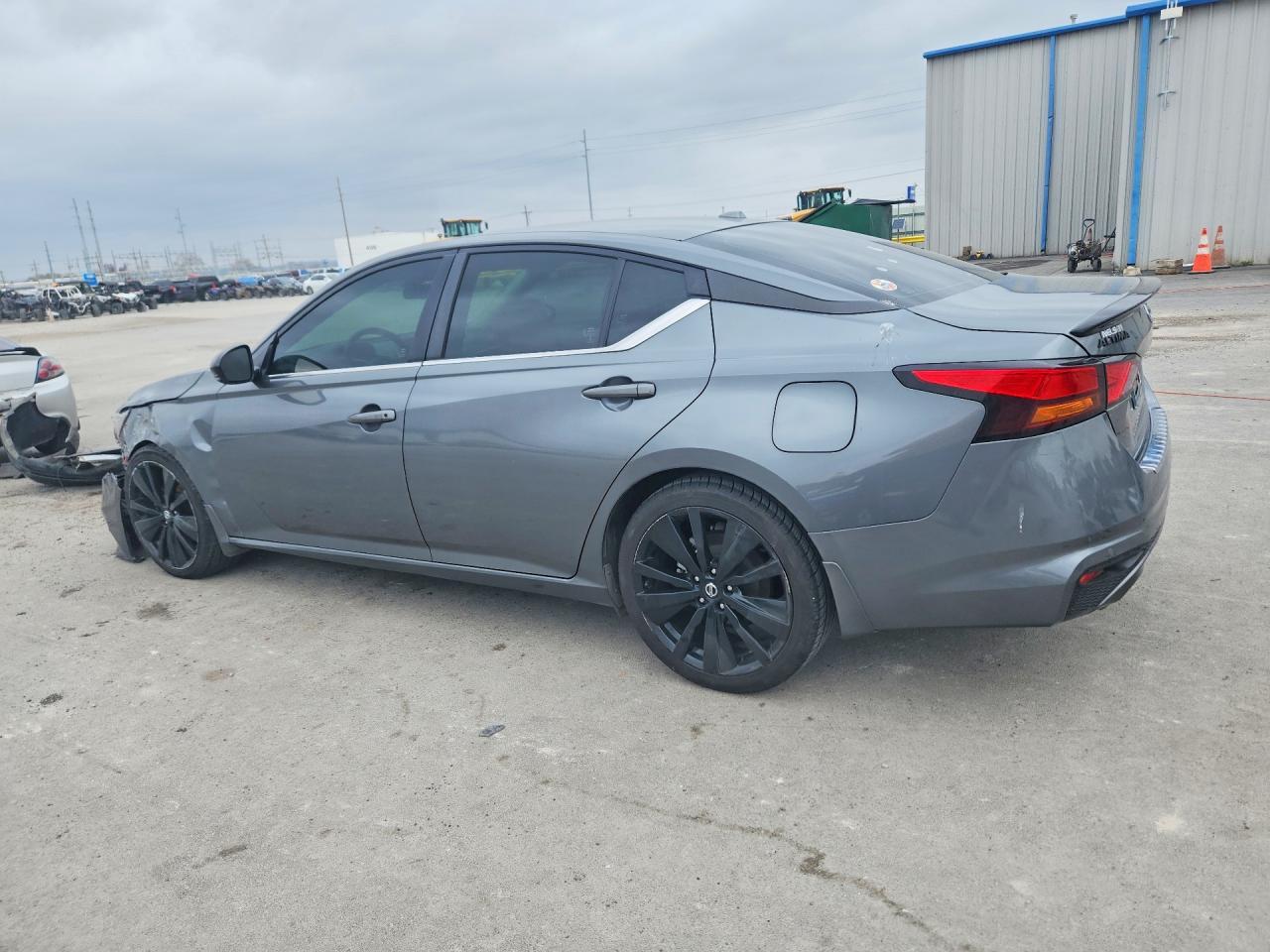 2022 NISSAN ALTIMA