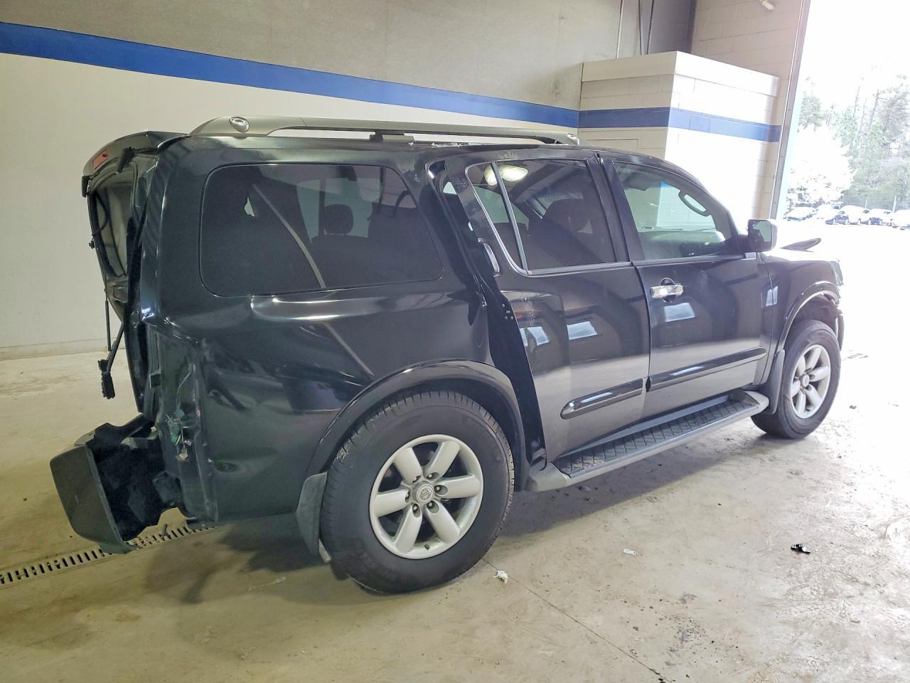 2010 NISSAN Armada