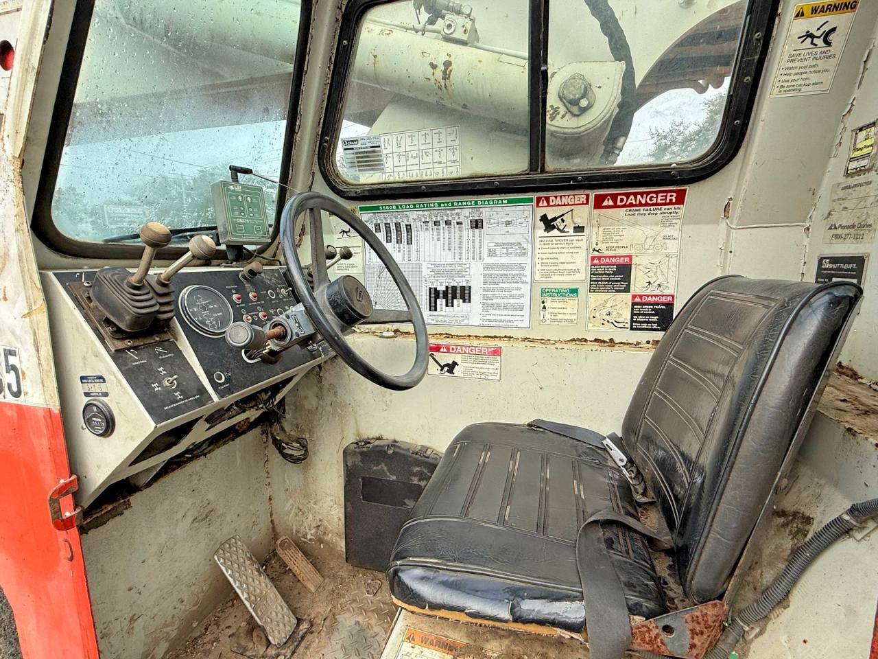 2003 Shuttlelift 5560b