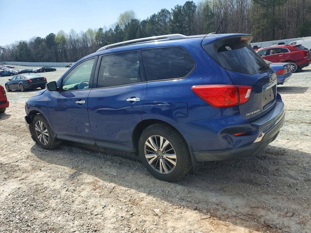 2018 NISSAN PATHFINDER