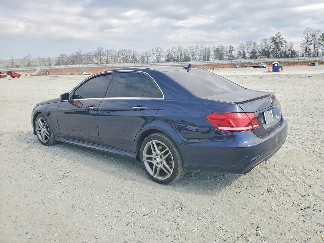 2016 MERCEDES-BENZ E-Class