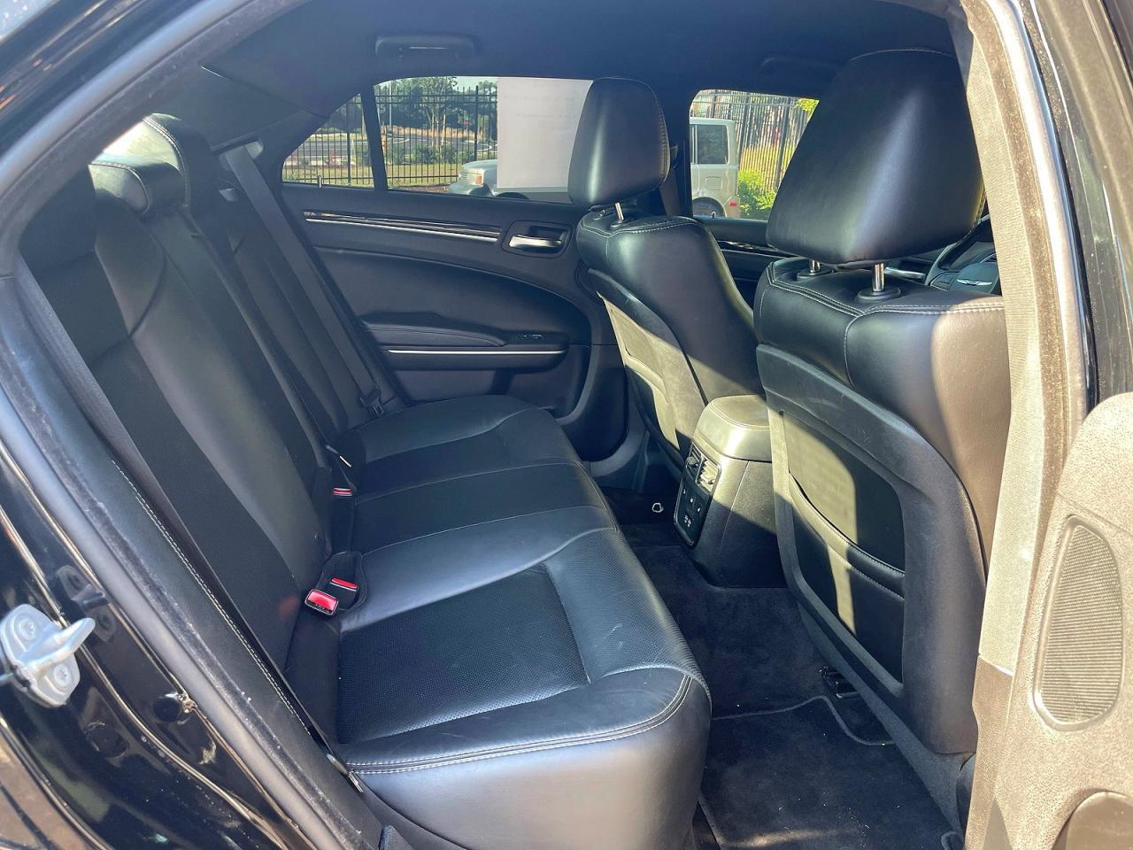 2018 CHRYSLER 300