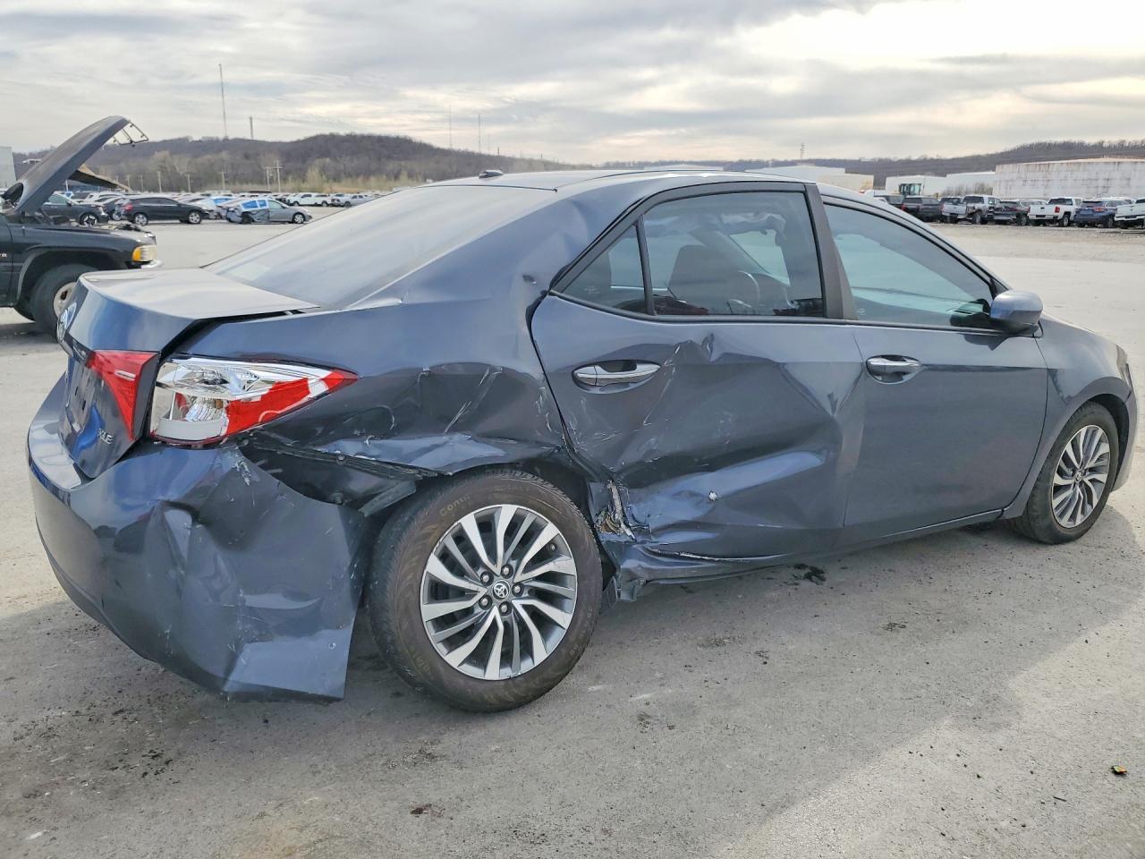 2018 TOYOTA COROLLA