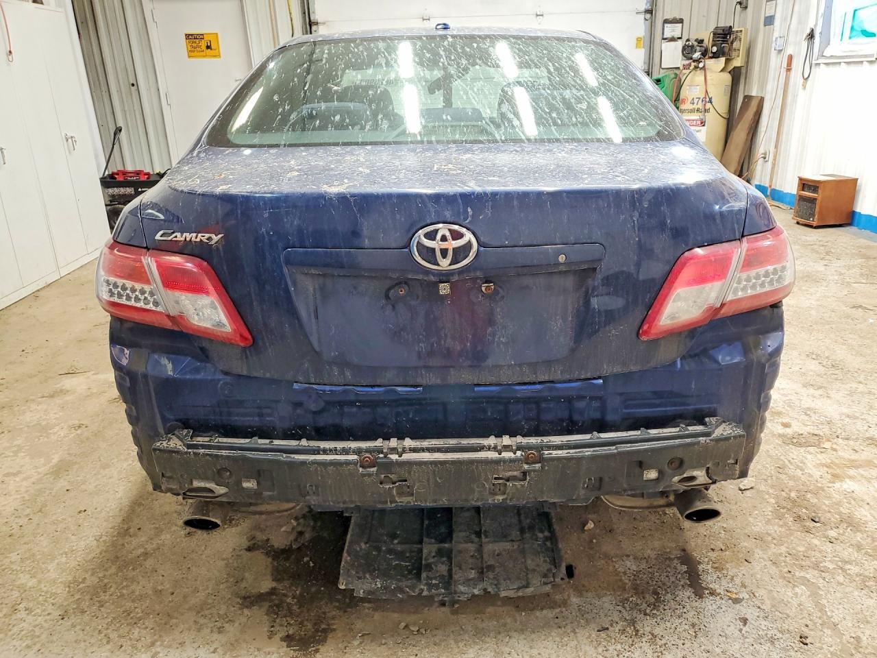 2010 TOYOTA CAMRY