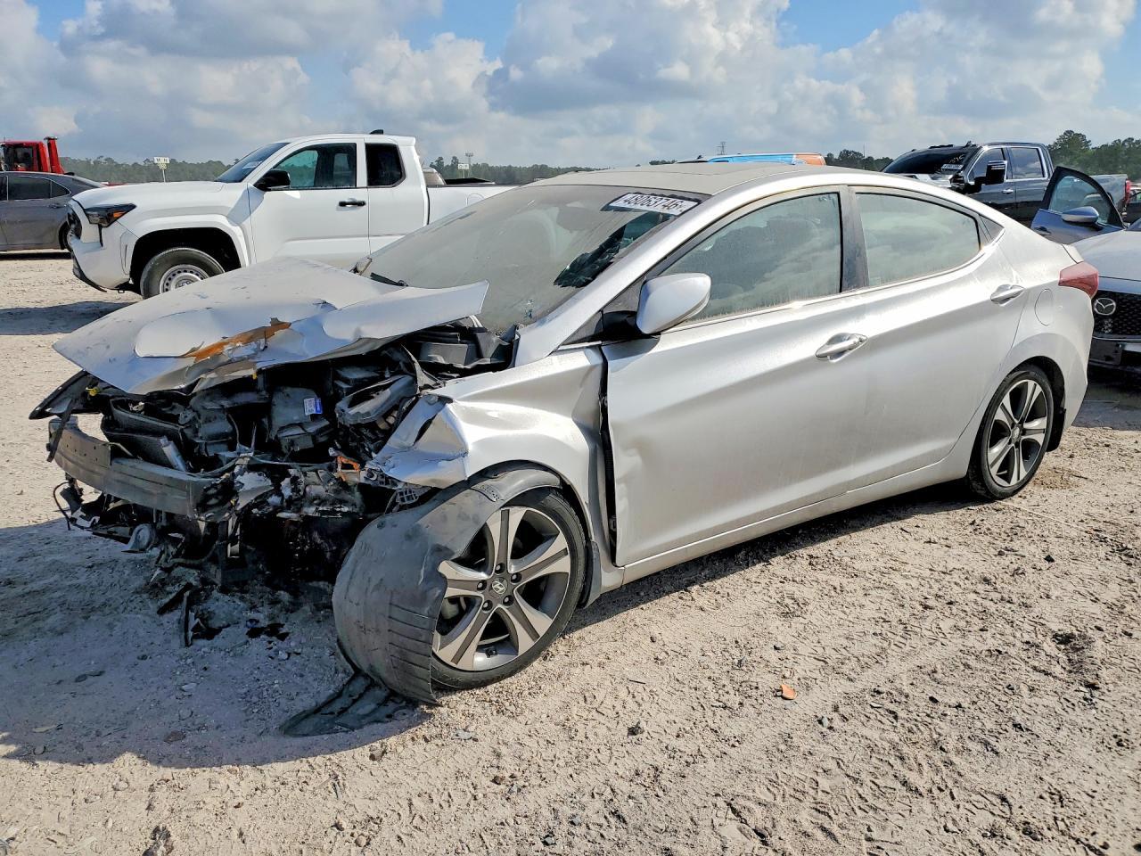 2016 HYUNDAI ELANTRA