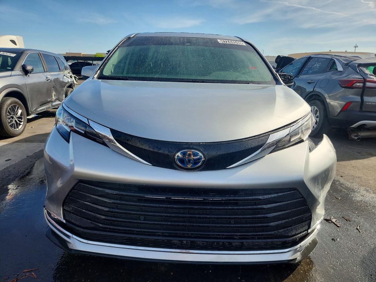 2023 TOYOTA SIENNA