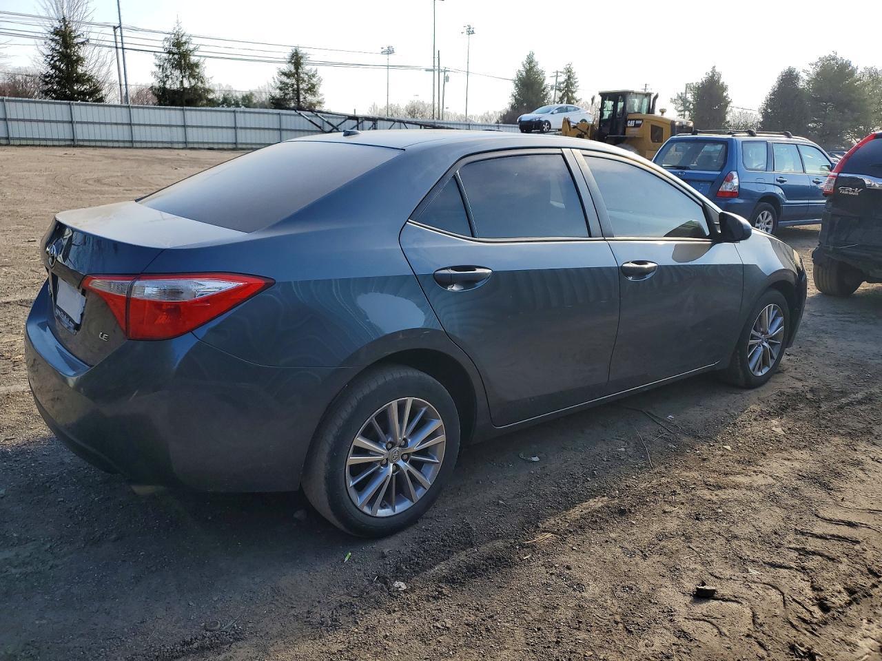 2015 TOYOTA COROLLA