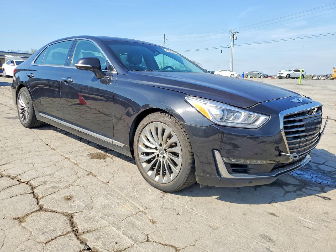 2018 GENESIS G90