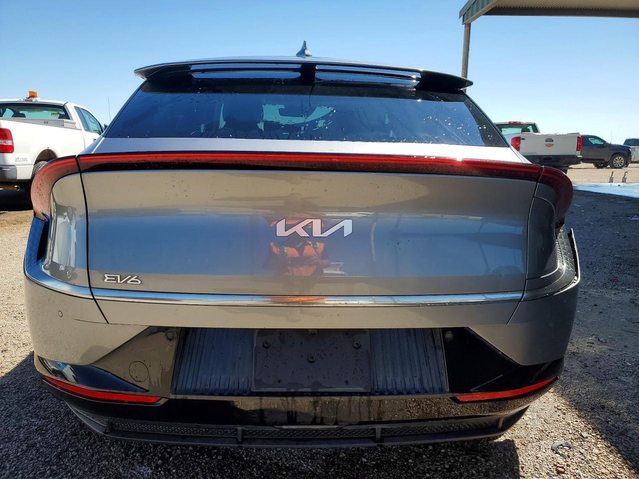 2024 KIA EV6
