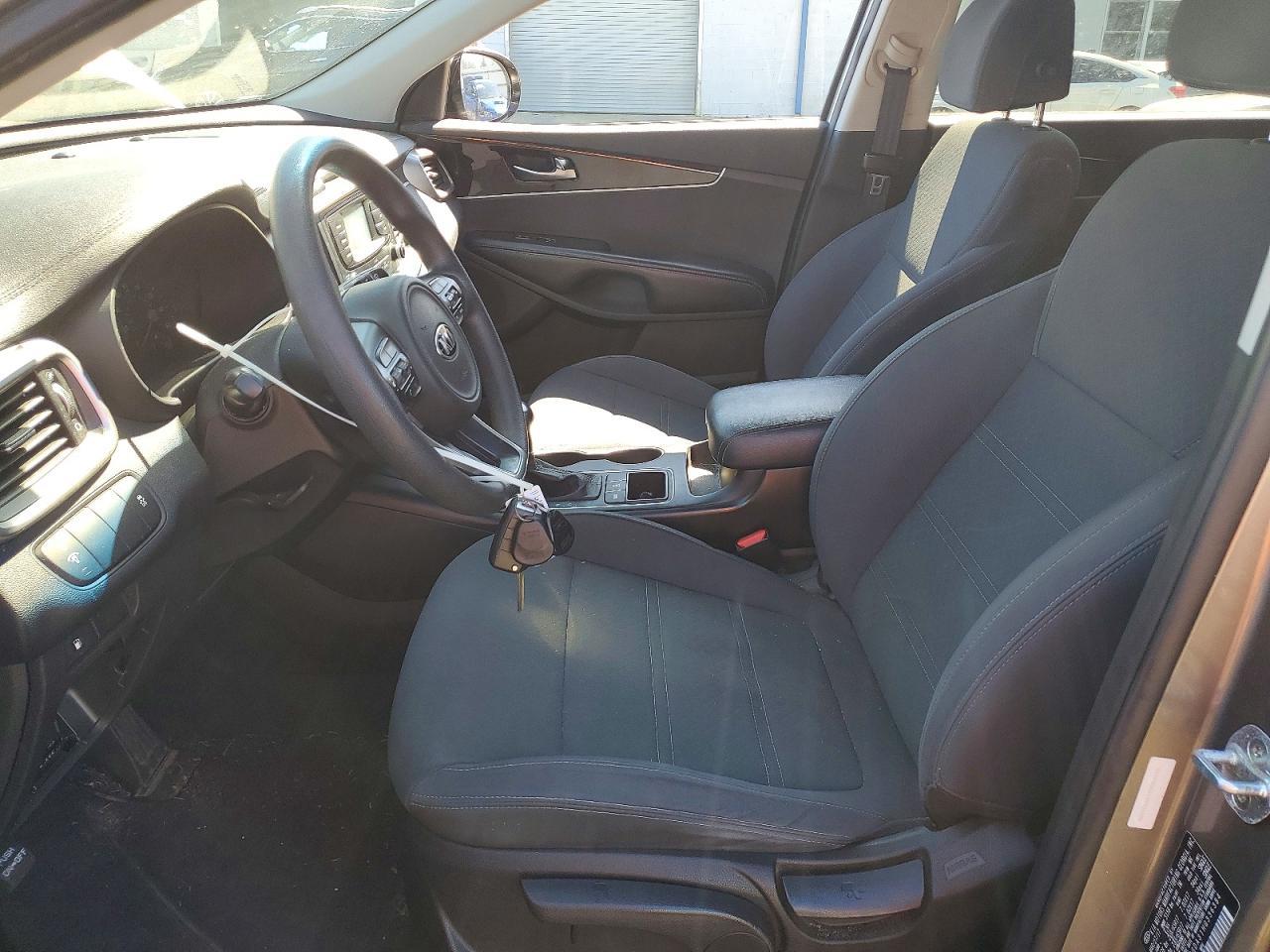 2017 KIA SORENTO