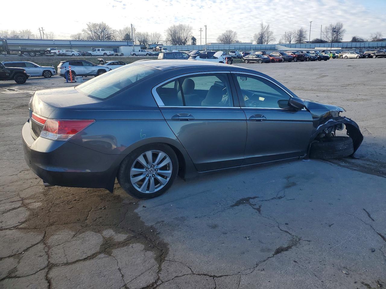 2011 HONDA ACCORD