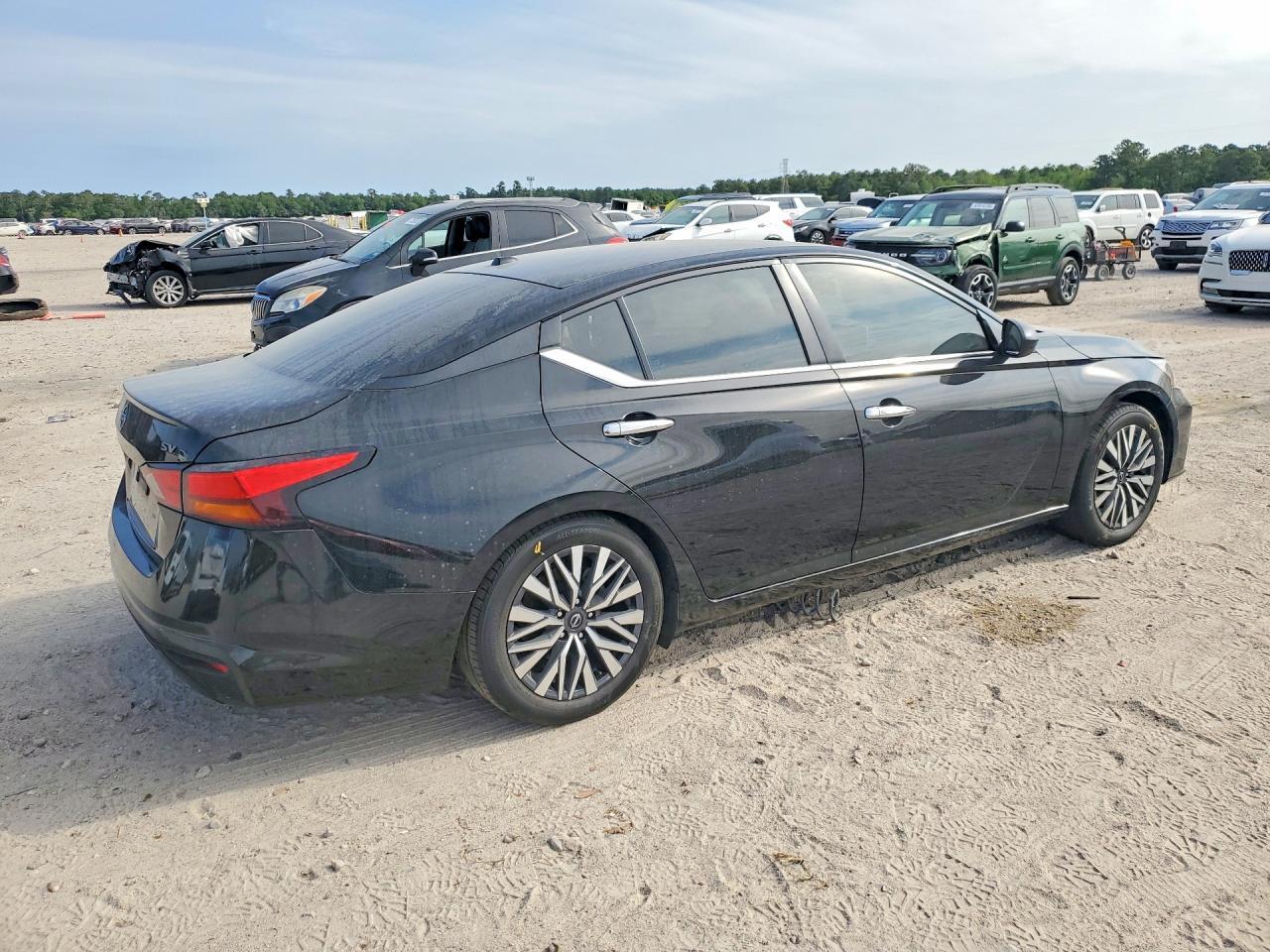 2024 NISSAN ALTIMA