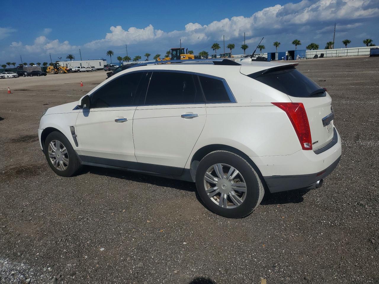 2010 CADILLAC SRX