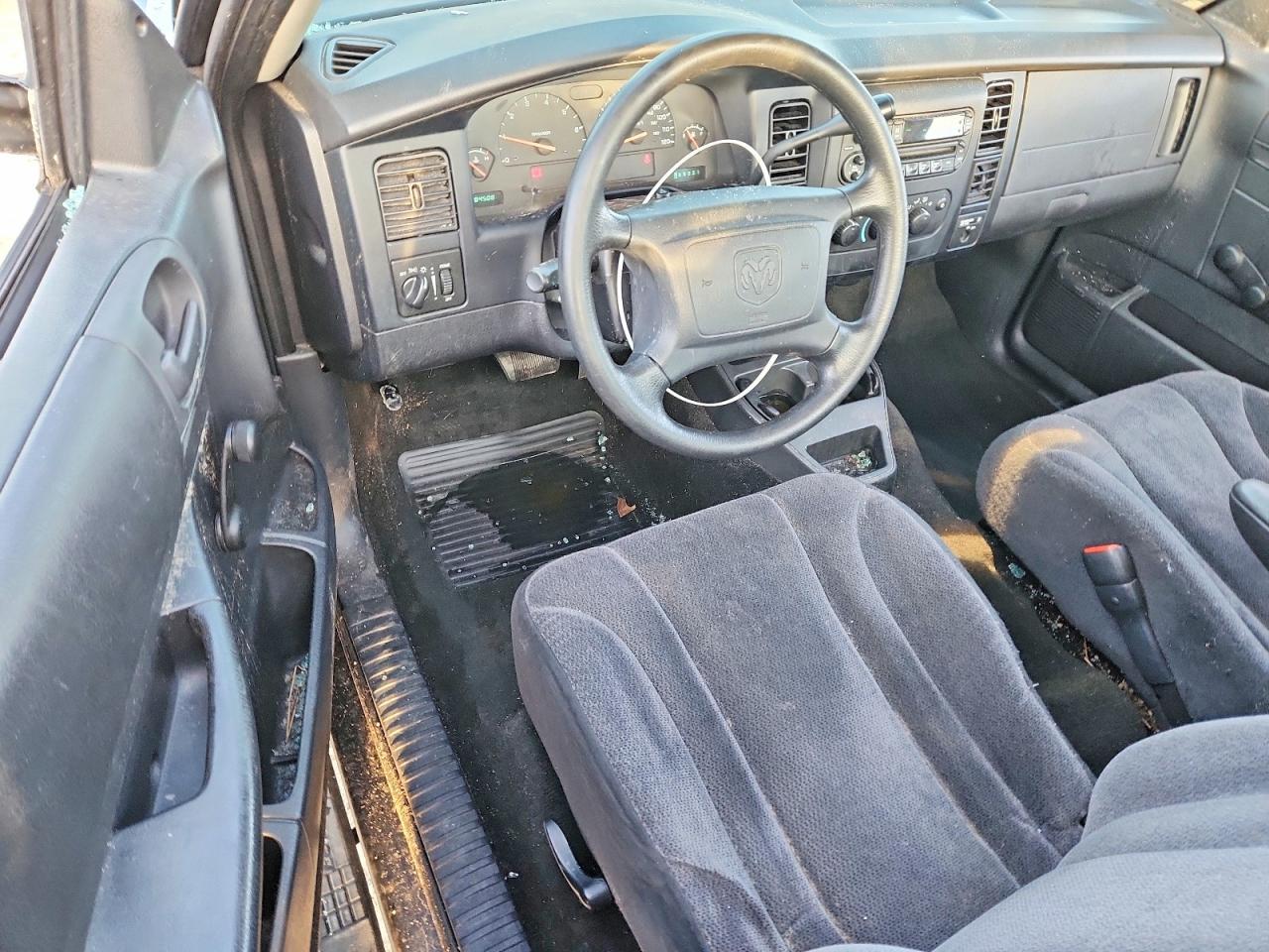 2004 DODGE Dakota