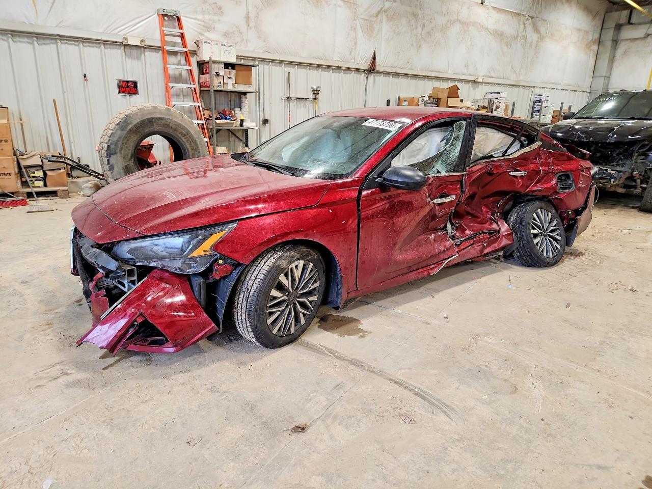 2024 NISSAN ALTIMA
