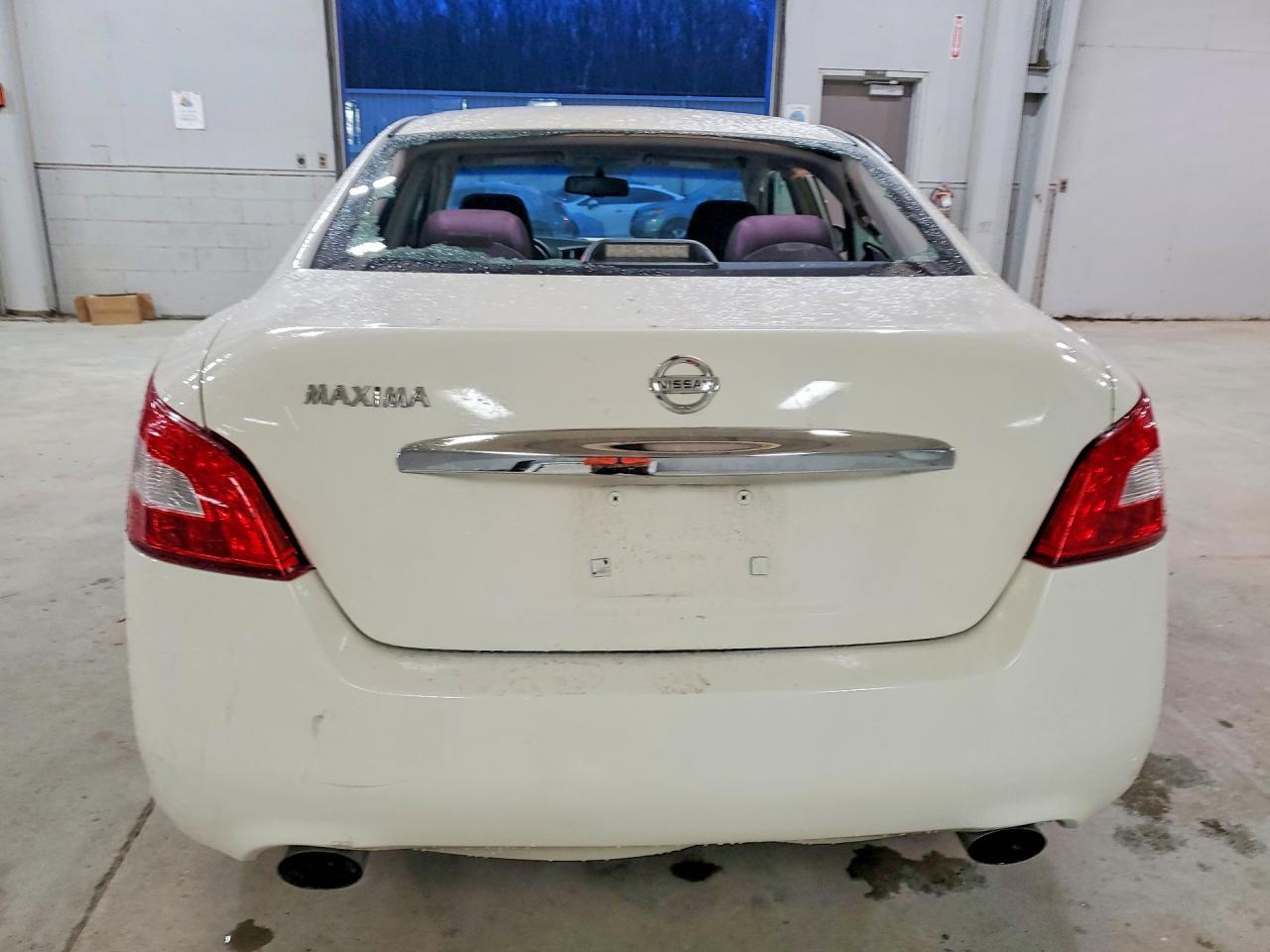 2009 NISSAN Maxima