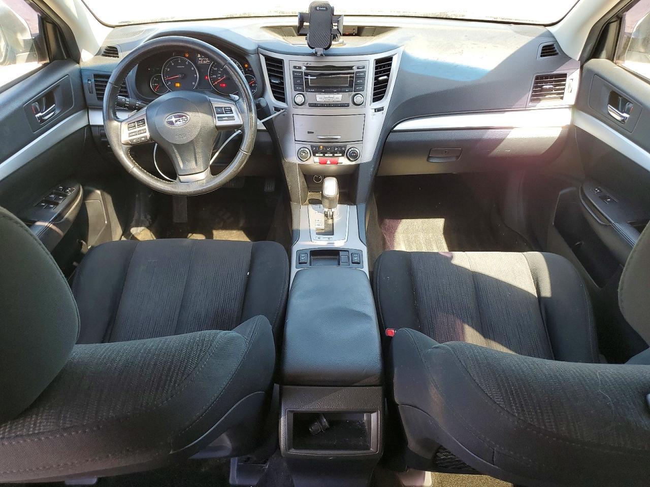 2013 SUBARU Outback
