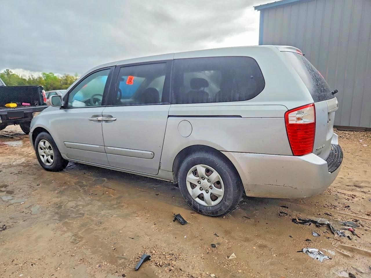 2006 KIA SEDONA