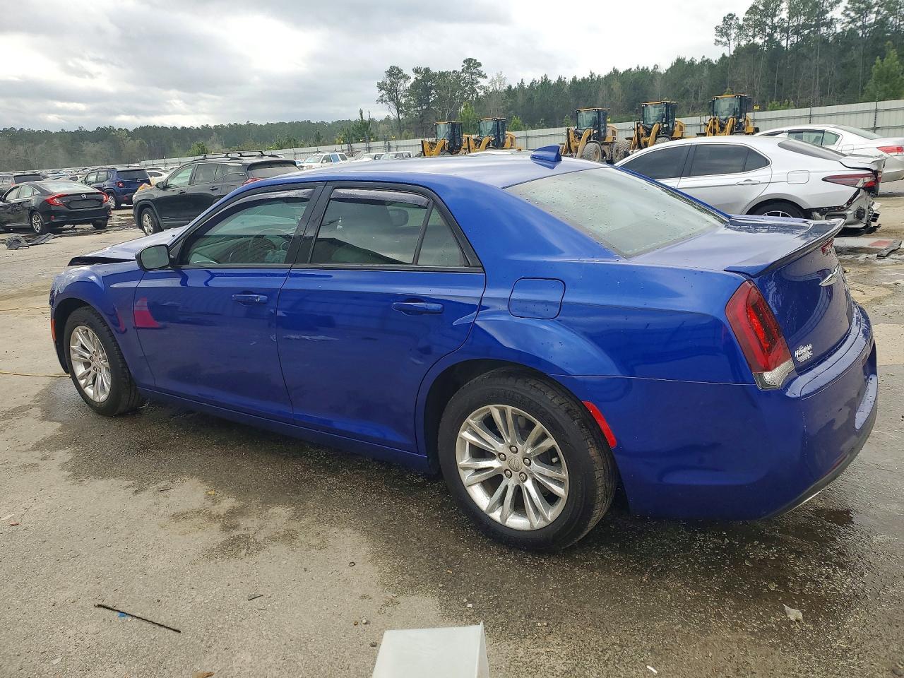 2018 CHRYSLER 300