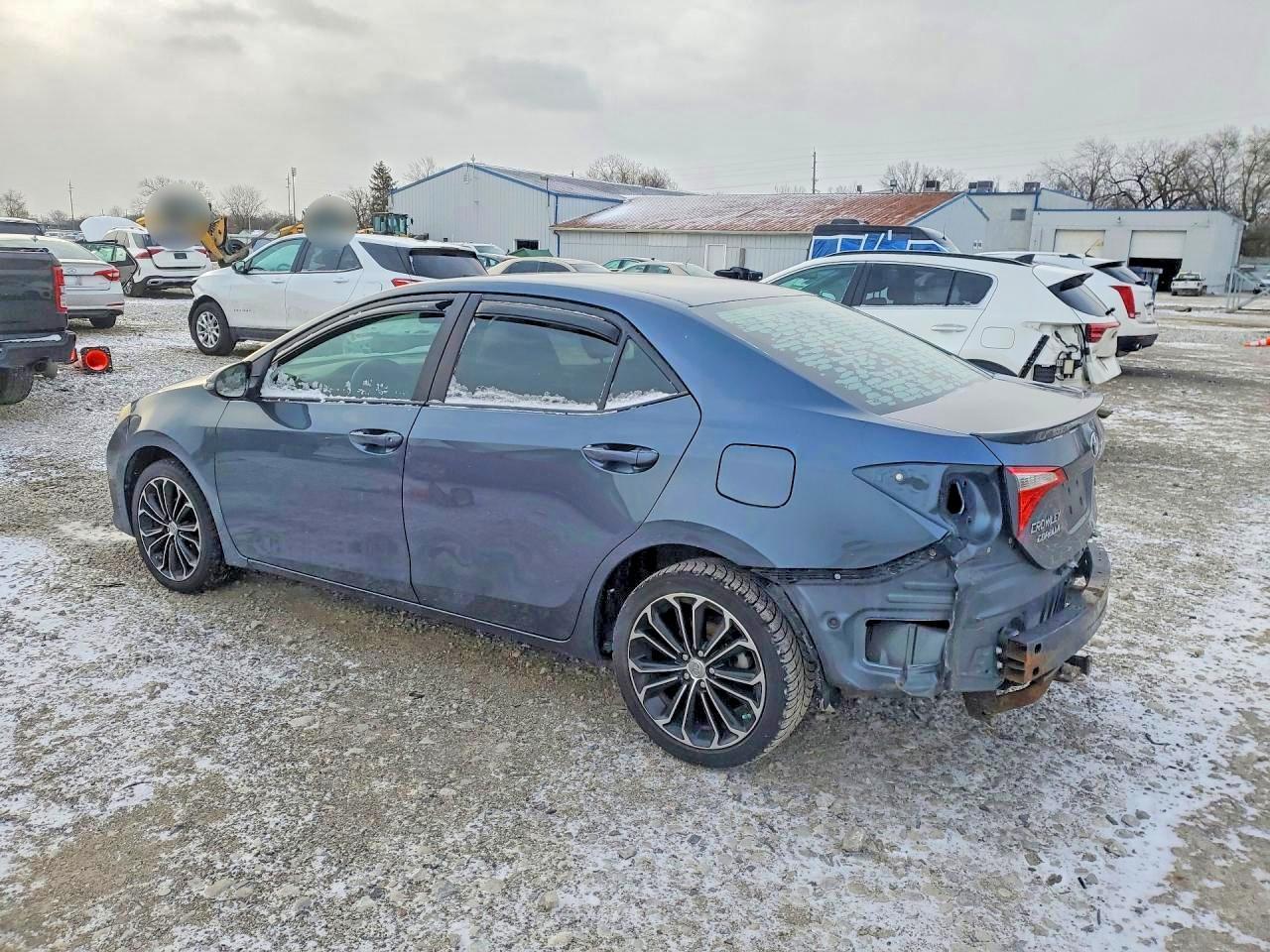 2015 TOYOTA COROLLA