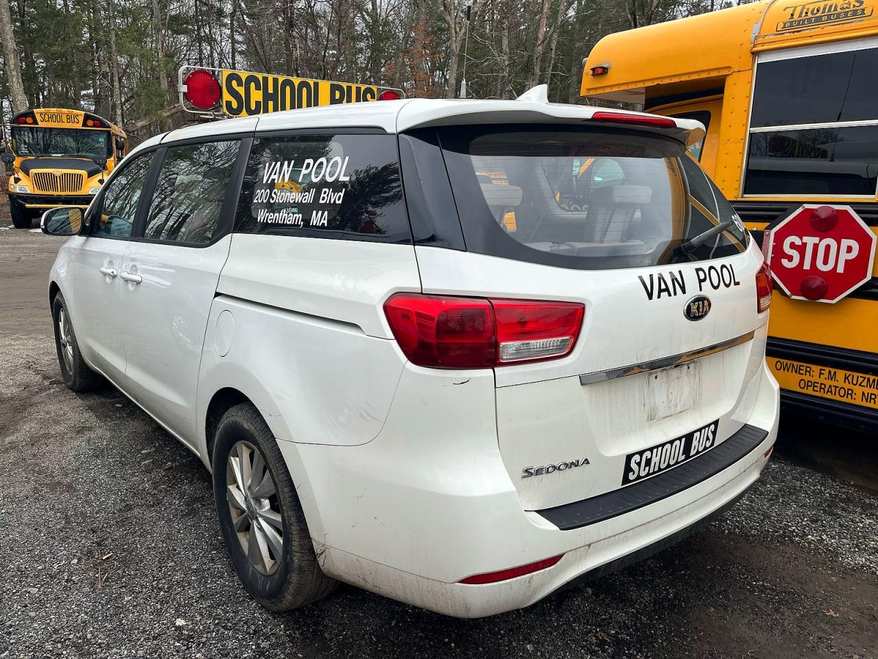 2017 KIA SEDONA