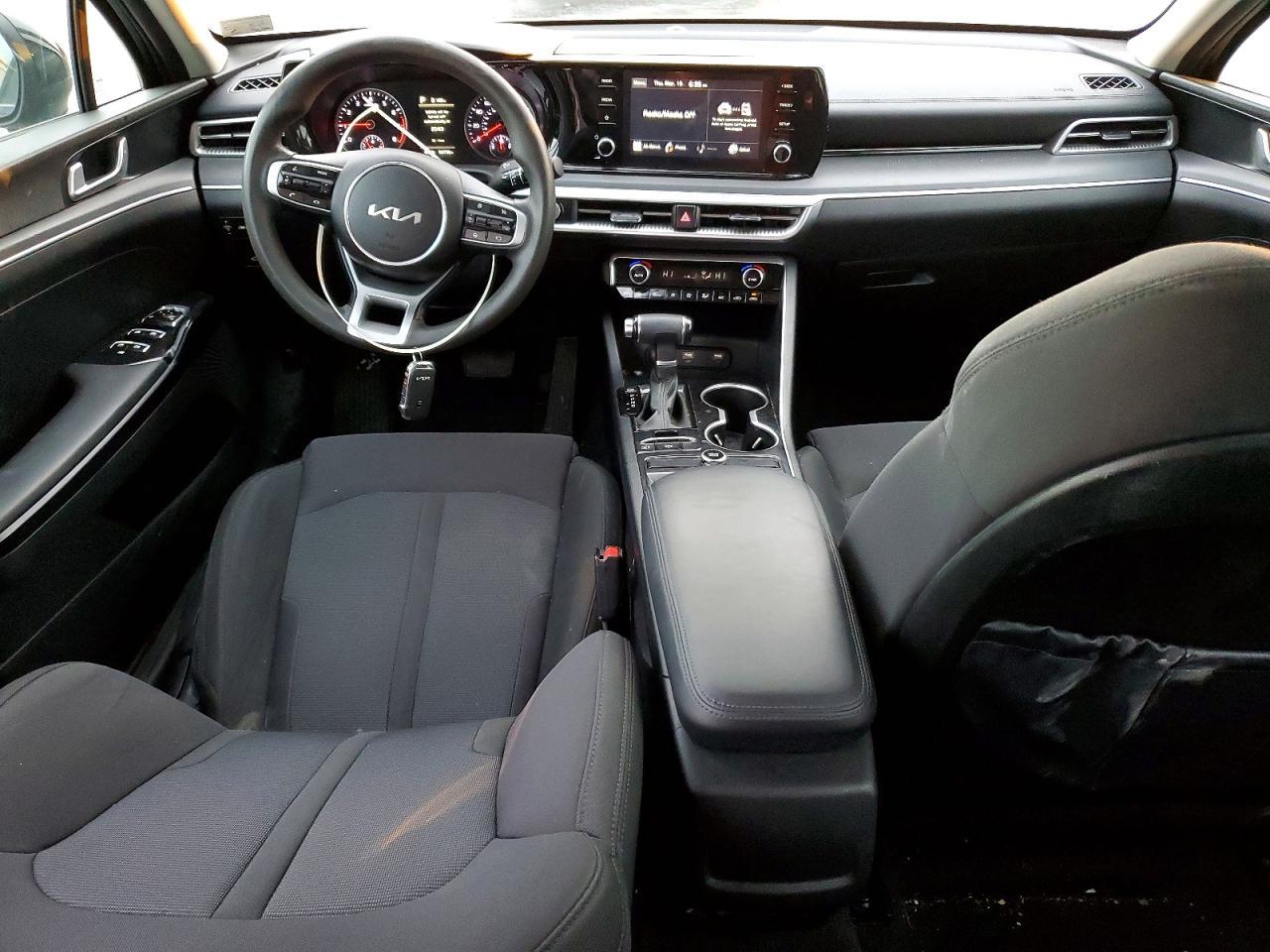 2023 KIA K5