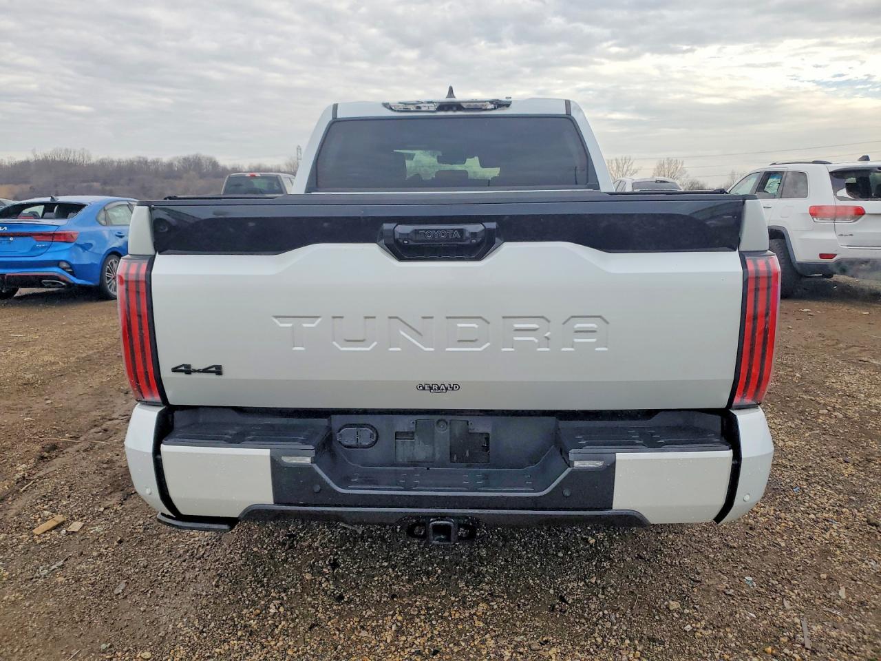 2023 TOYOTA TUNDRA