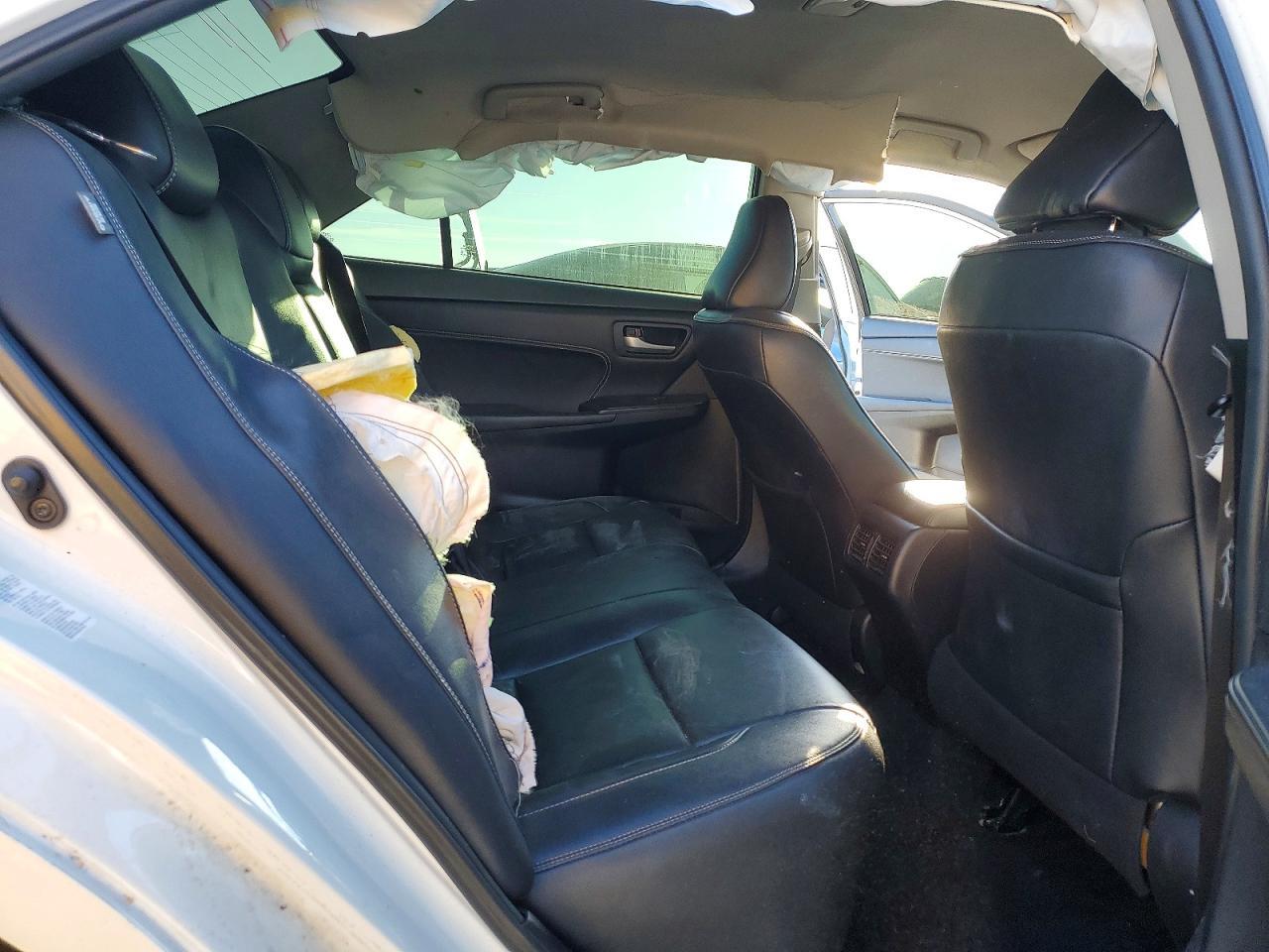 2015 TOYOTA CAMRY