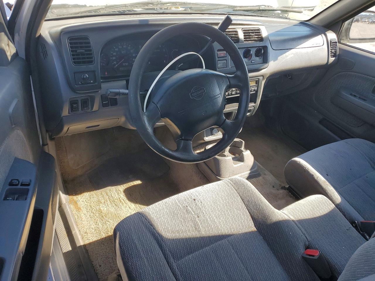 2000 NISSAN Frontier