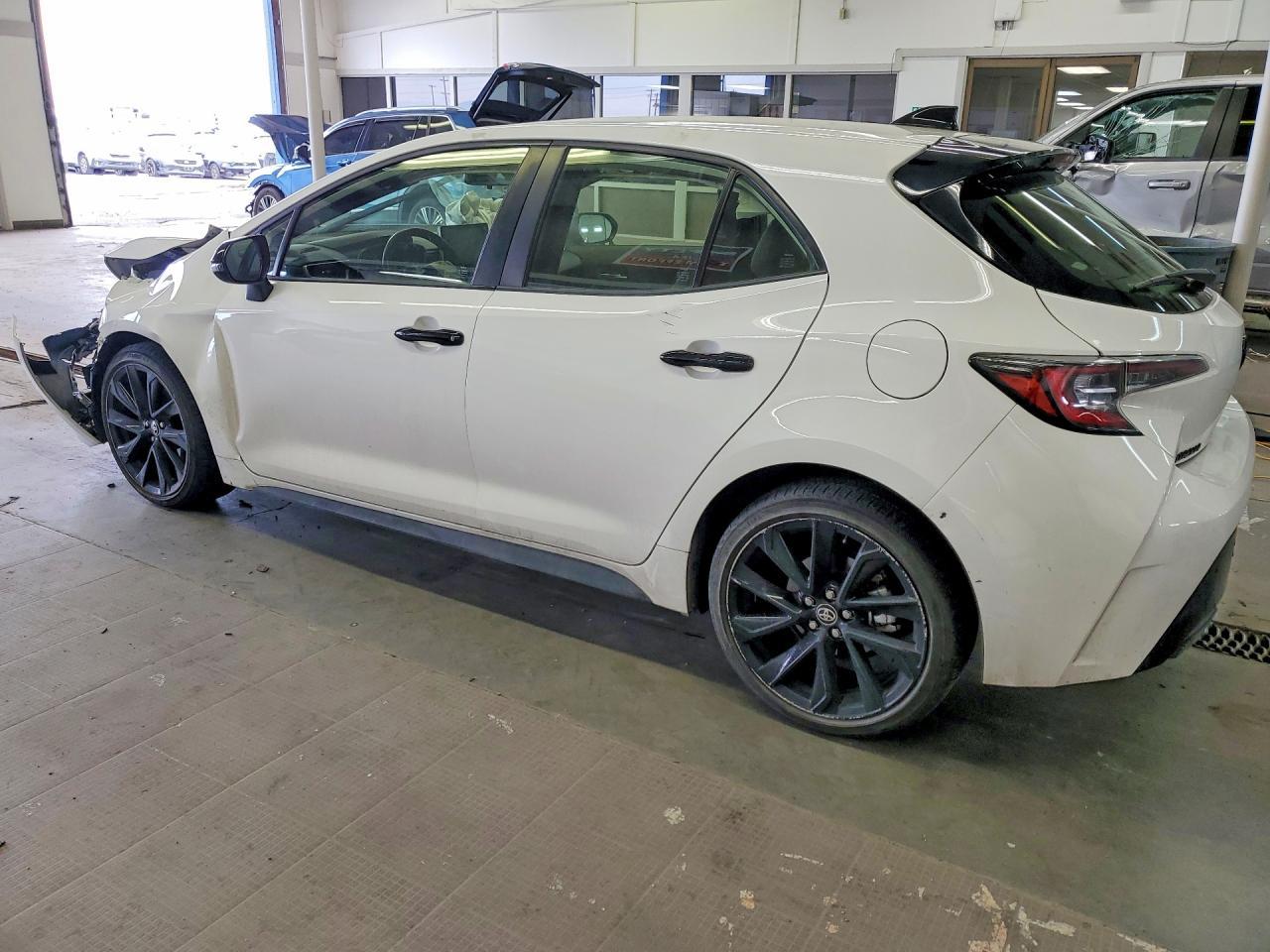 2022 TOYOTA COROLLA