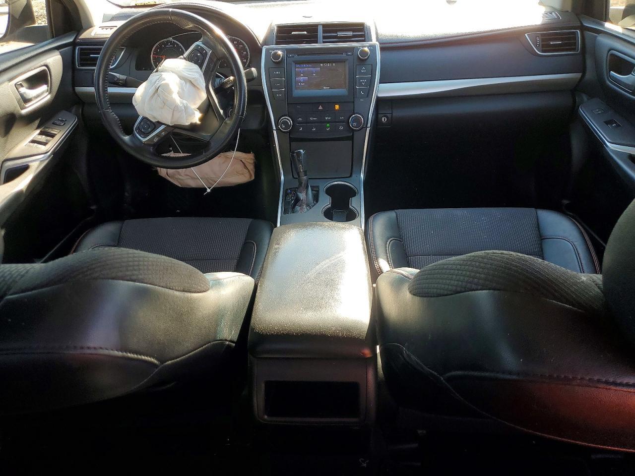 2016 TOYOTA CAMRY