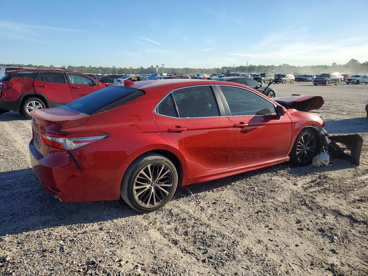 2019 TOYOTA CAMRY
