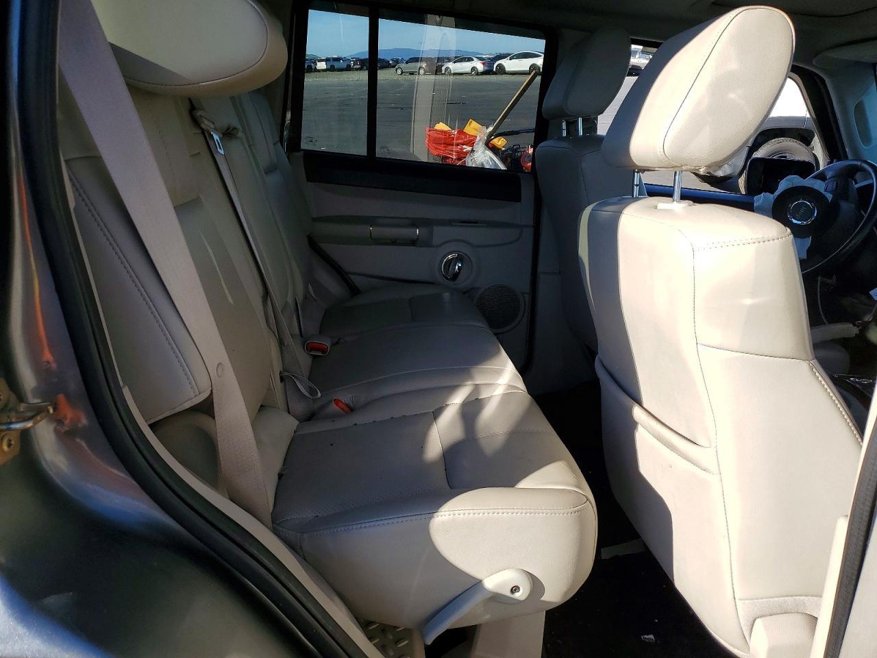 2007 JEEP Commander