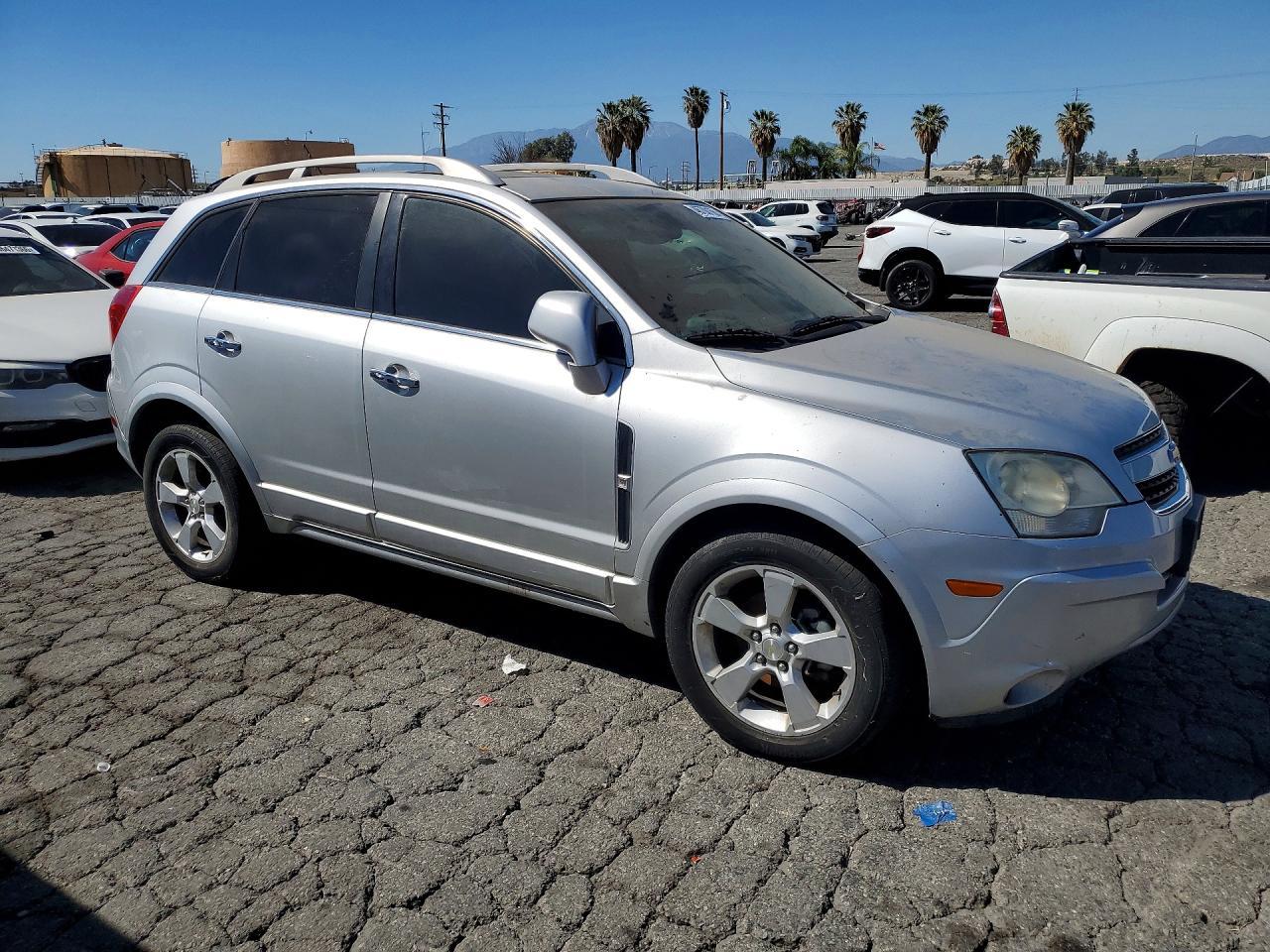 2014 CHEVROLET Captiva