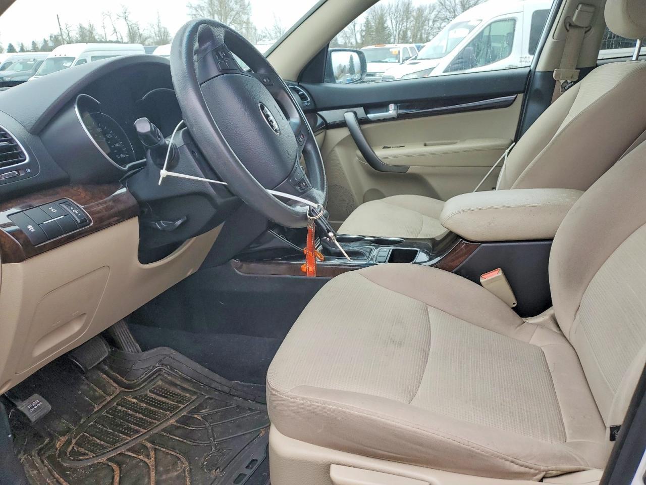 2015 KIA SORENTO