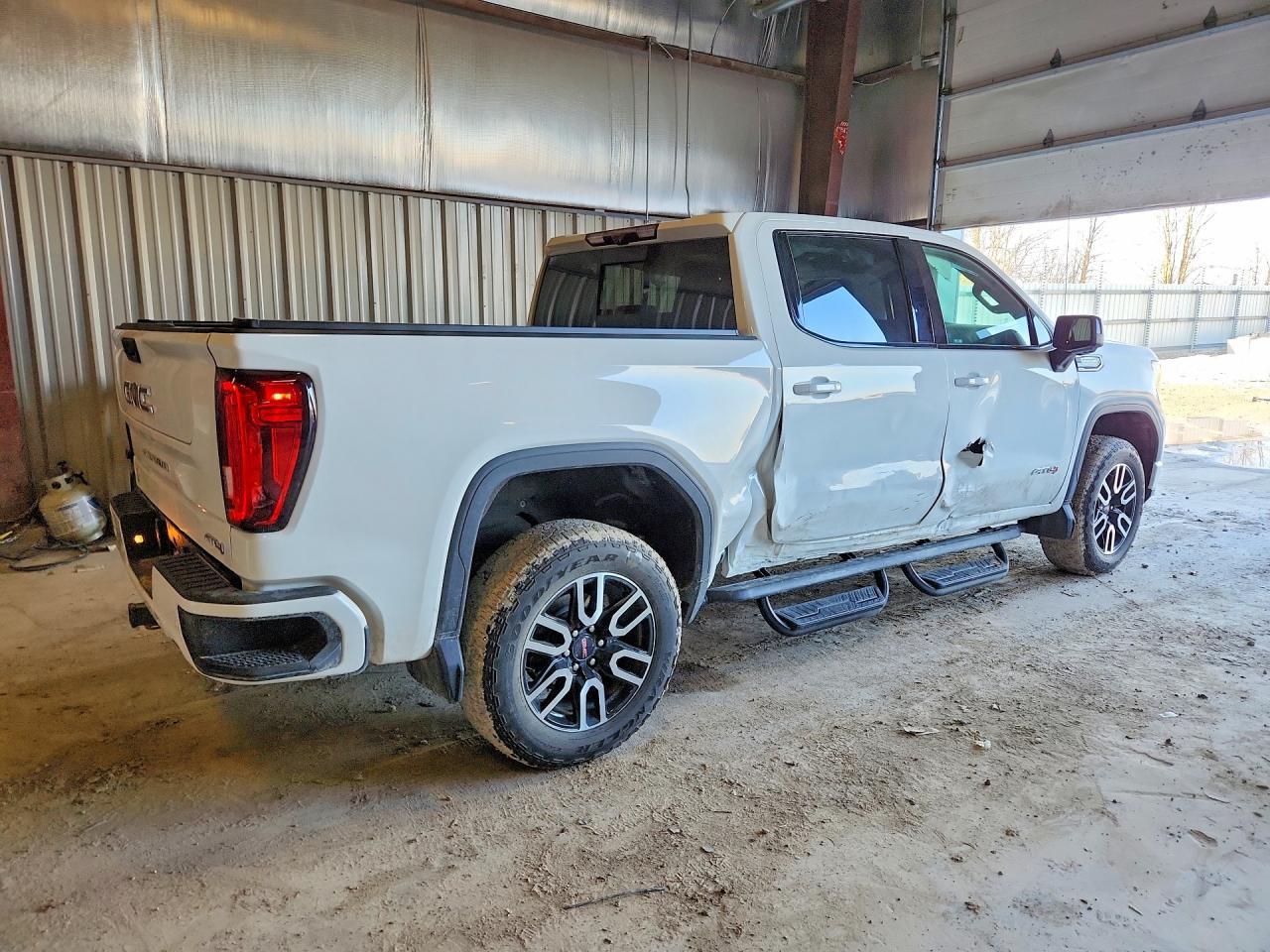 2023 GMC Sierra